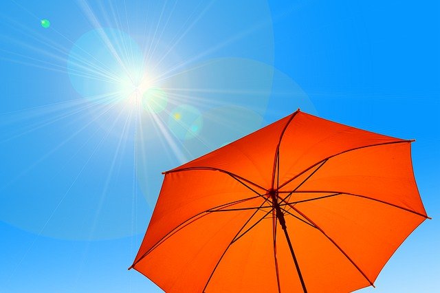 太陽と傘